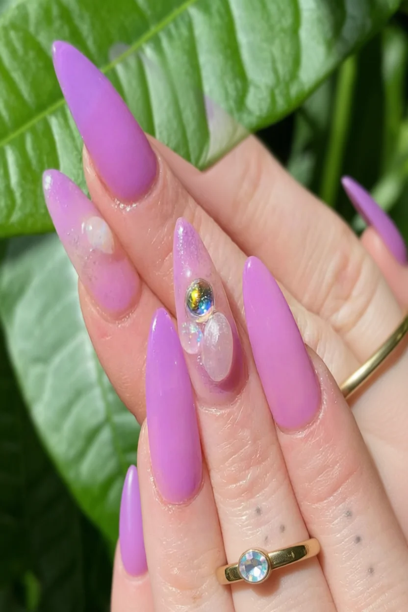 Te gustan las uñas llamativas? 15 diseños puntiagudos que llevan la manicura a otro nivel 6