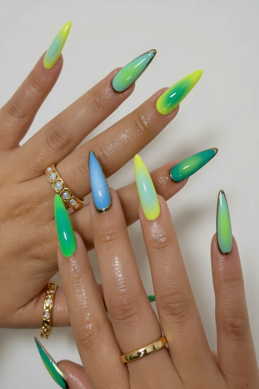 Te gustan las uñas llamativas? 15 diseños puntiagudos que llevan la manicura a otro nivel 13